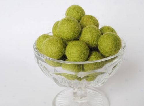 wool felt balls - fresh green-Cloud Craft