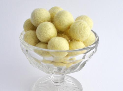 wool felt balls - pale yellow-Cloud Craft